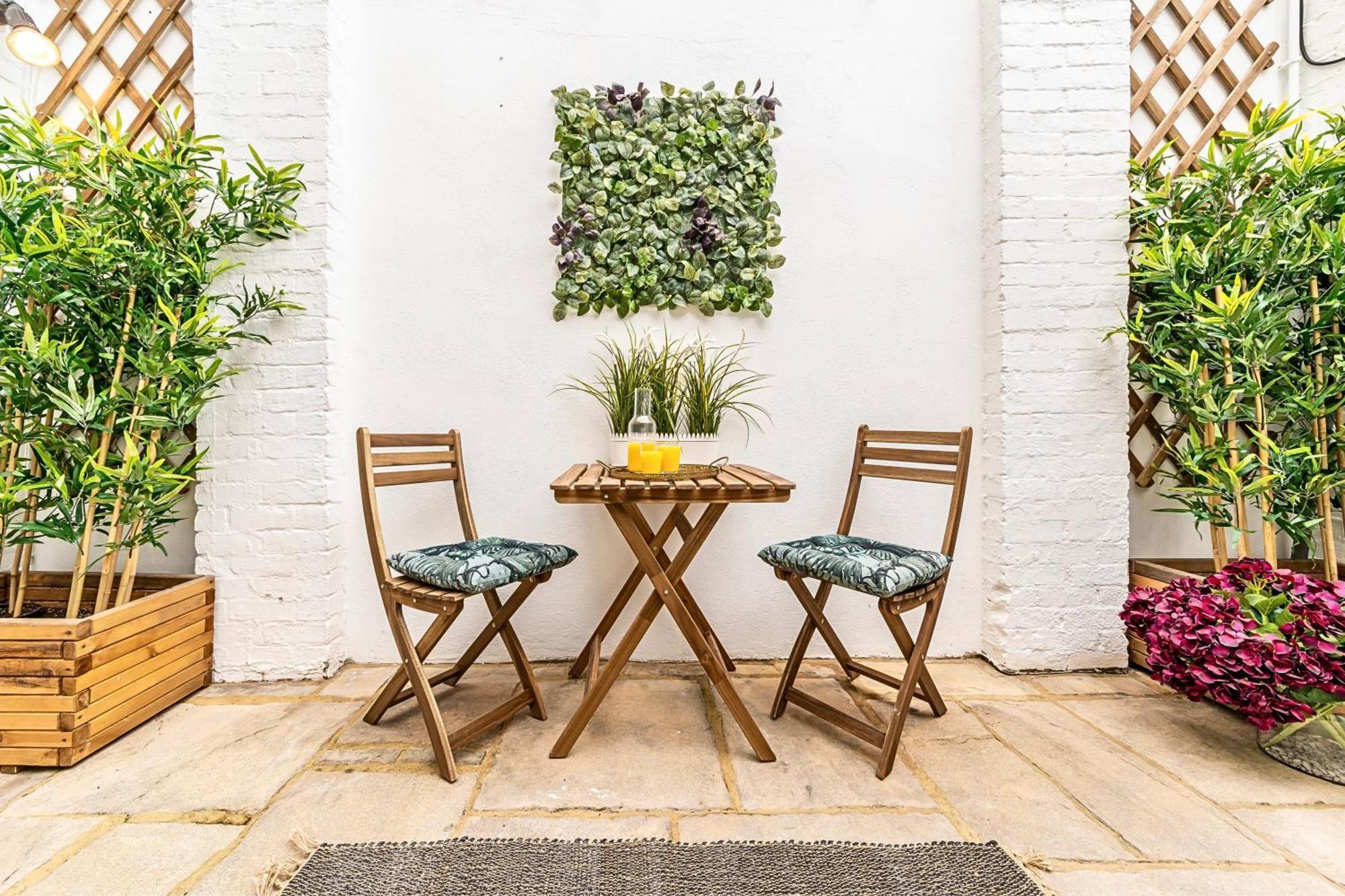 The Secret Kensington Garden Mews-2 Bedroom Full House-2 Train Lines- Spacious-Kings Road- Harrods -Chelsea Stadium-Private Small Patio Londen Buitenkant foto
