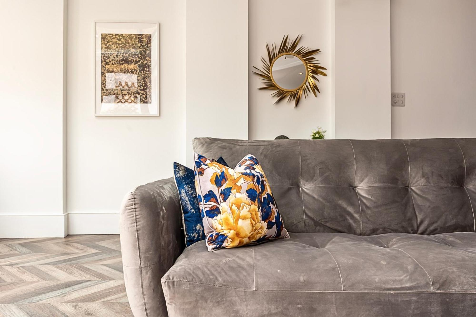 The Secret Kensington Garden Mews-2 Bedroom Full House-2 Train Lines- Spacious-Kings Road- Harrods -Chelsea Stadium-Private Small Patio Londen Buitenkant foto